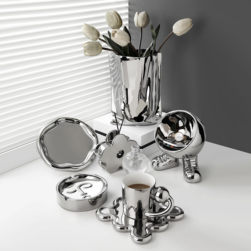 Ceramic electroplating decorations
