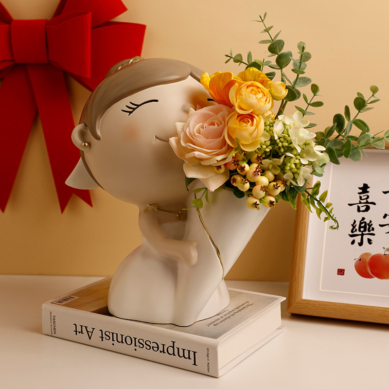 Resin Couple Decoration